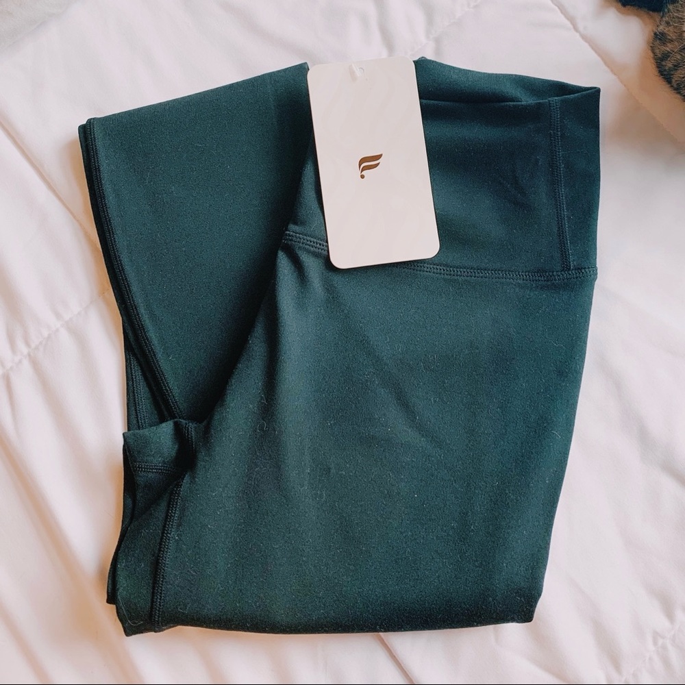 BNWT Fabletics Leggings